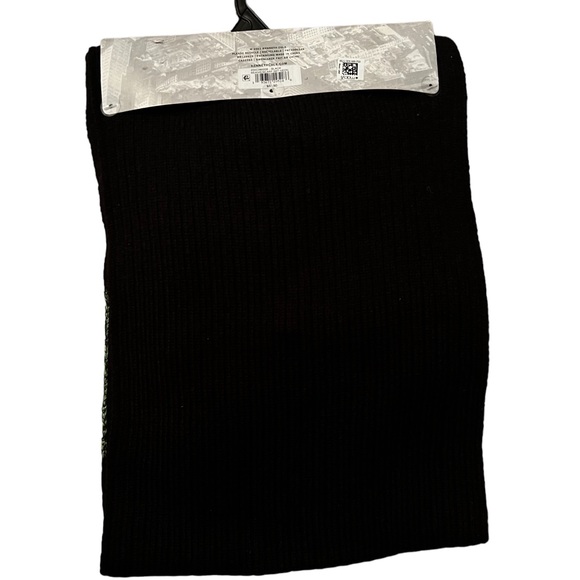 Kenneth Cole Reaction Hat and Scarf set brand new! - Picture 4 of 9